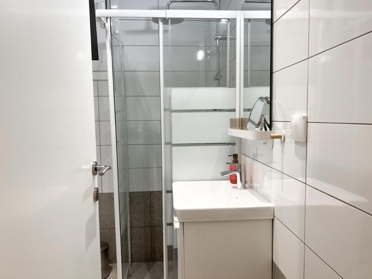 Comfy 2 Bdr Apt In Petralona - Next To Metro Athén Kültér fotó